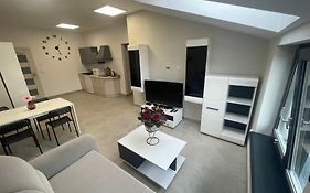 Apartament I W Centrum - Winda - 50 Metrow Od Starego Rynku